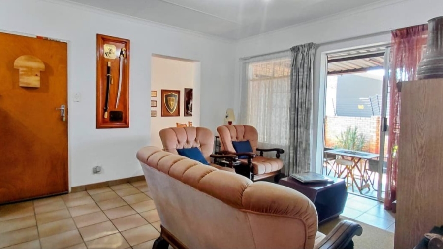 3 Bedroom Property for Sale in Safari Gardens North West